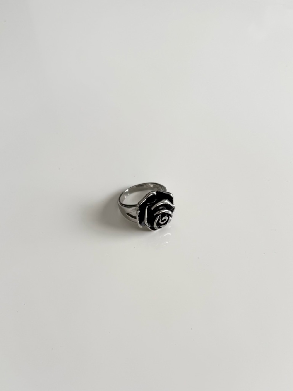 Vintage stainless steel flower ring